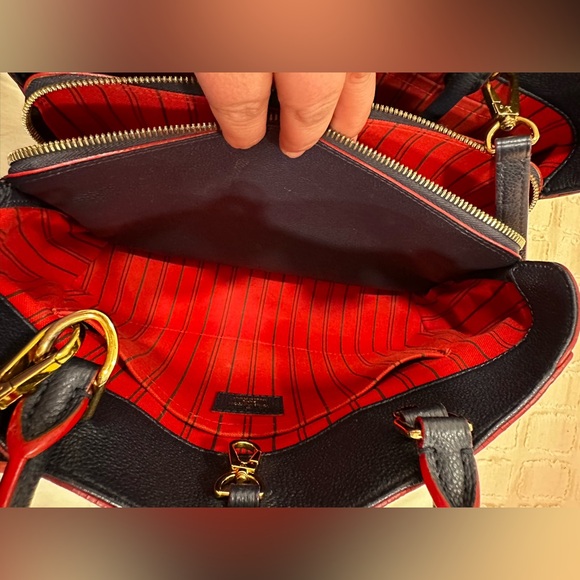 💙BLUE EMPREINTE💙Louis Vuitton Montaigne empreinte with strap - Picture 2 of 15